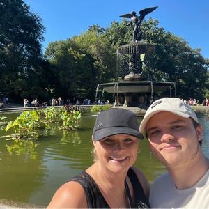 Meet your Posher, Kelli